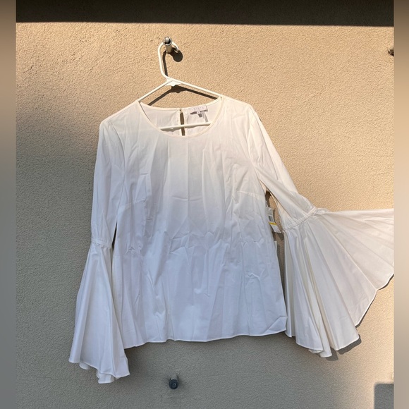 1.State Cascading Bell Sleeve Top Ultra White - Picture 2 of 5